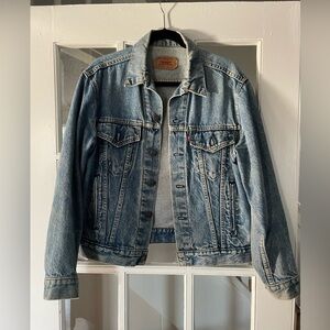 Vintage Levi’s / Levi Strauss Denim / Jean Jacket